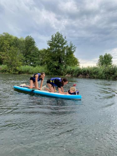 d73f9d26-04c6-48bb-9d18-748d02bbd154 2