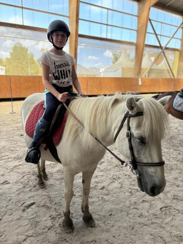 18E81EA1-38CB-4BE3-94CB-F9B241F7A8EF