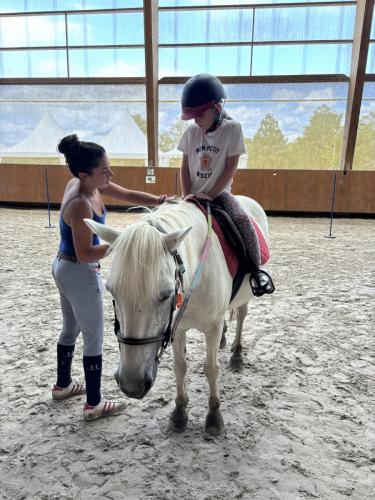 1B618409-2262-4E68-ADBE-04A4EF15C722