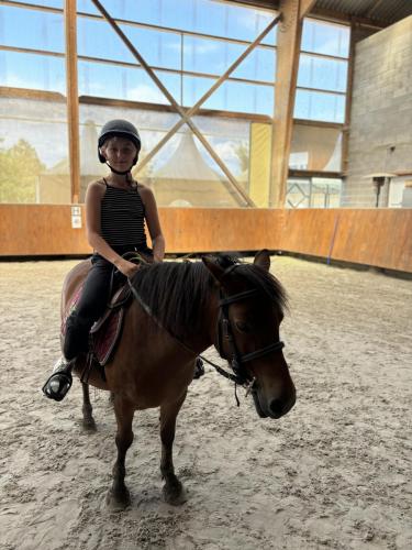 DDF5B7C1-9CD8-4197-AF2C-0B48CAD6C2EF